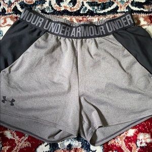 Under armor shorts with pockets